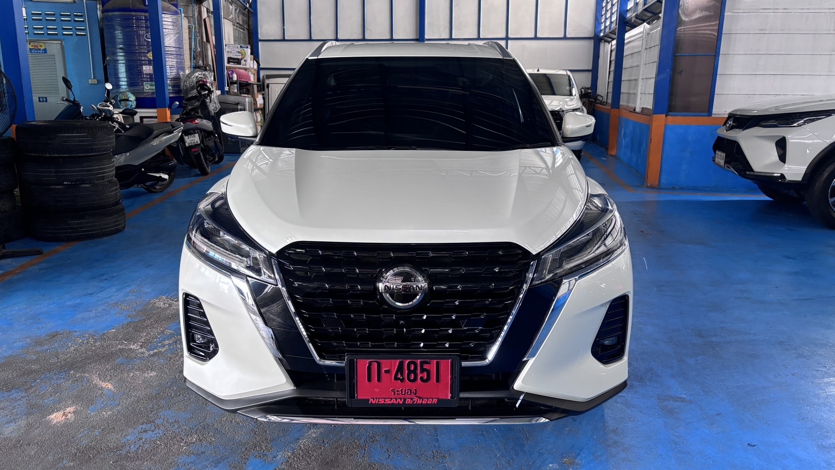 NISSAN