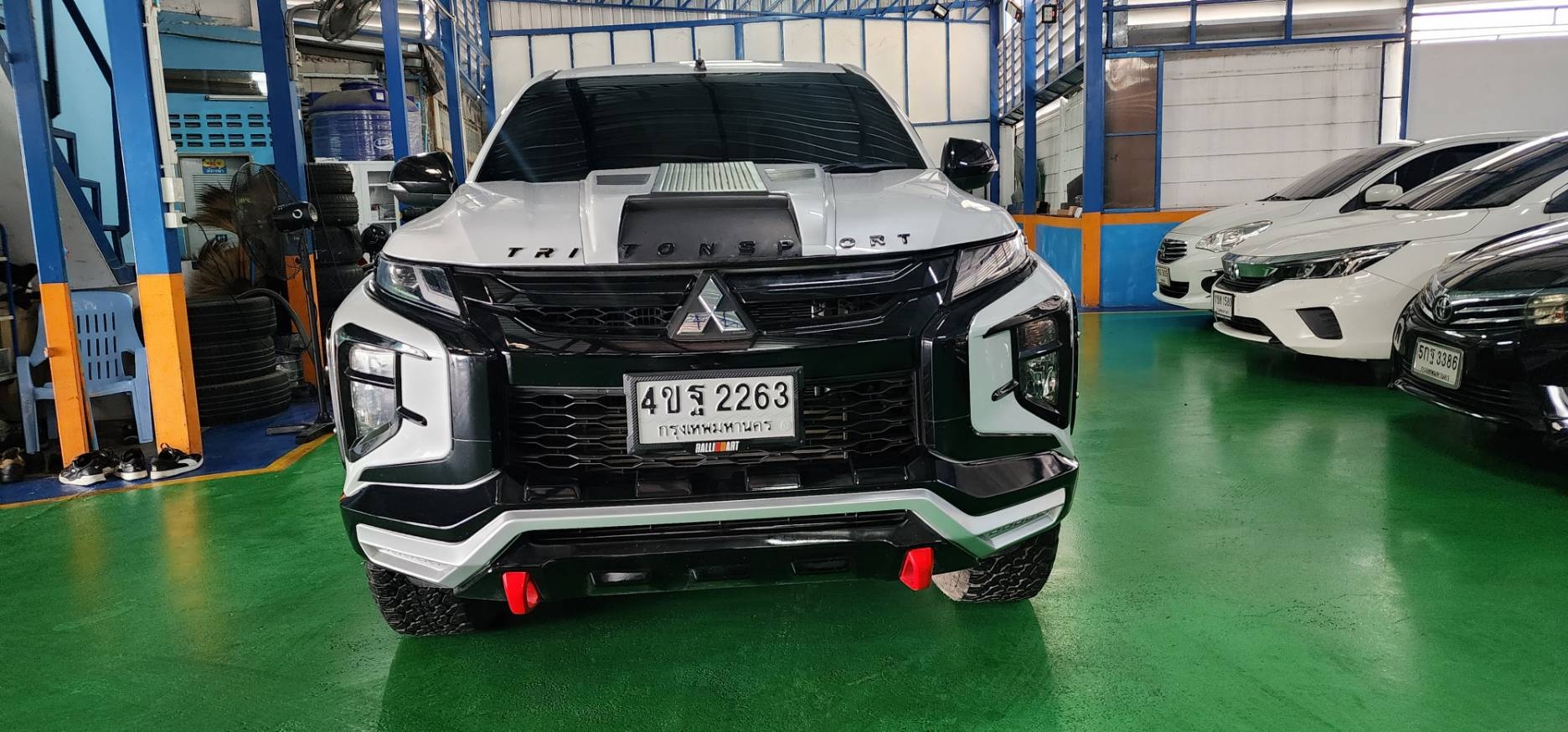 MITSUBISHI