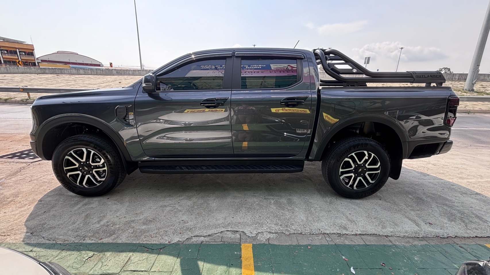 FORD